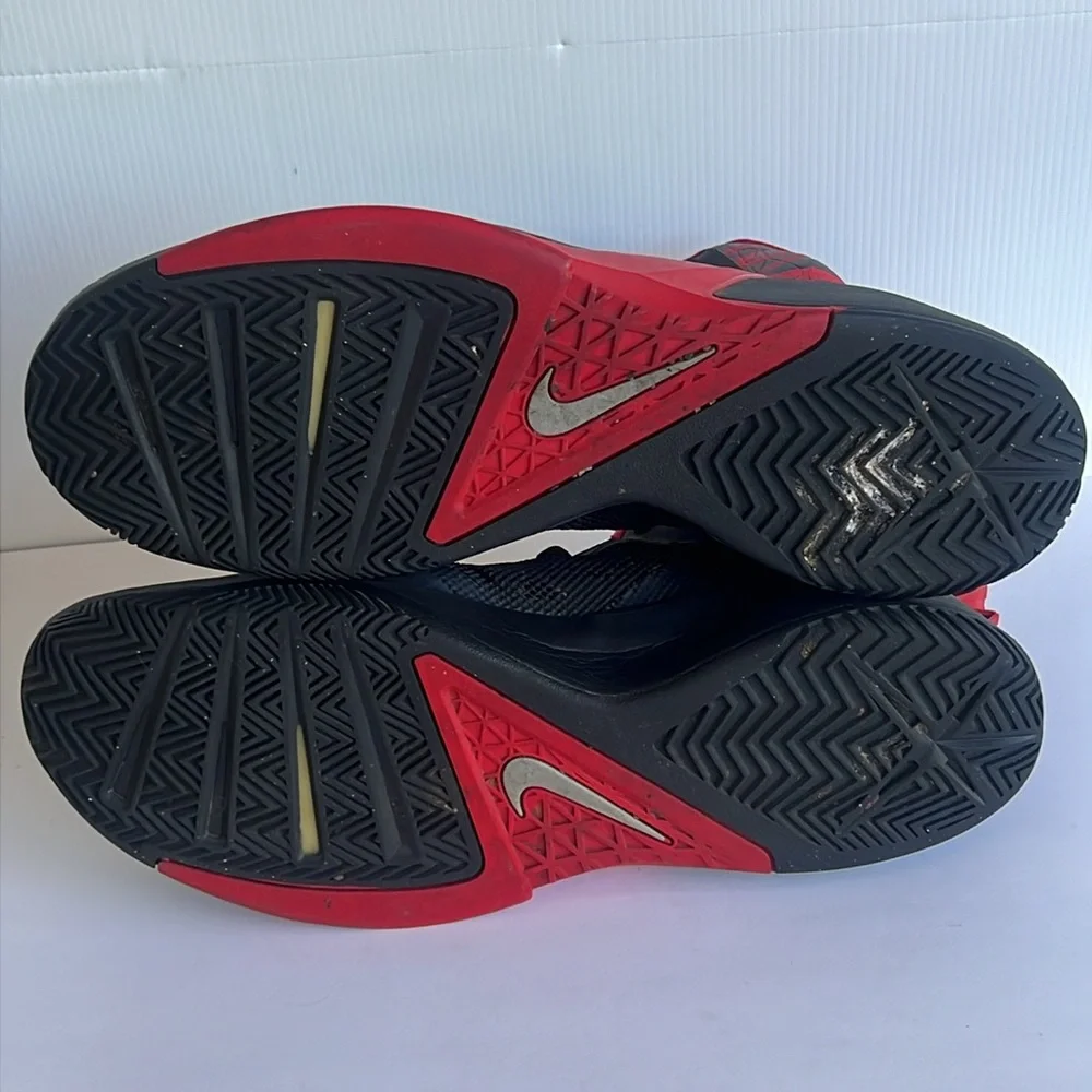 NIKE Zoom Hyperfuse 2013 SIZE 15 Black Red - Picture 8 of 9